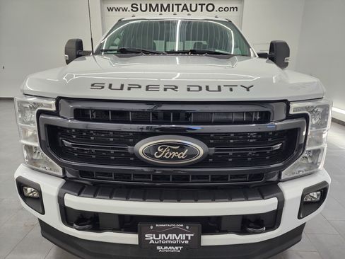 Used 2022 Ford F250 XLT w/ Black Appearance Package image 17