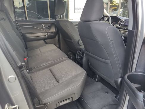 Used 2019 Honda Ridgeline Sport image 15