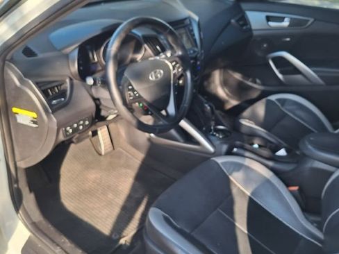 Used 2015 Hyundai Veloster Turbo w/ Option Group 04 image 10