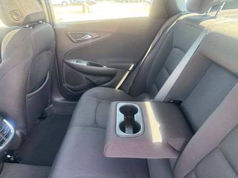 Used 2024 Chevrolet Malibu LT FWD image 35
