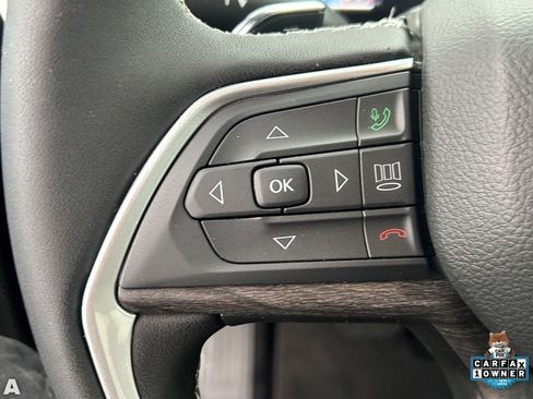 Certified 2025 Jeep Grand Cherokee L Limited w/ Luxury Tech Group II AWD/4WD image 29