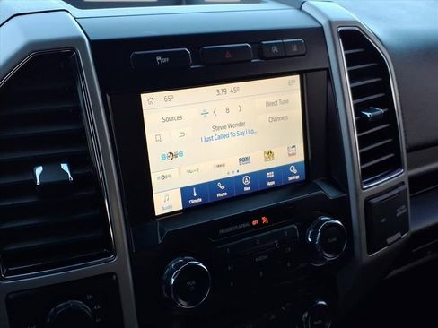 Used 2020 Ford F150 Lariat image 24