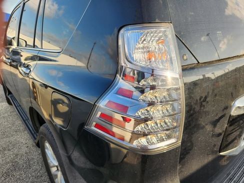 Used 2022 Lexus GX 460 Premium w/ Premium Plus Package AWD/4WD image 7
