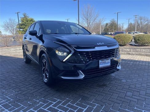 Used 2023 Kia Sportage LX FWD image 7