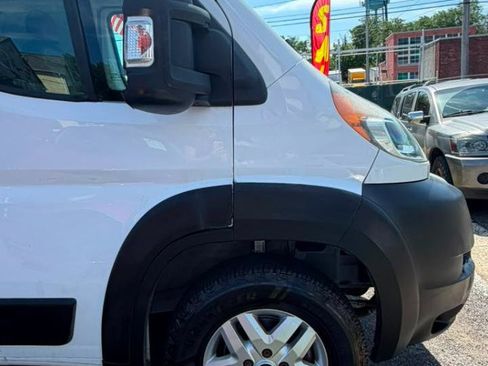 Used 2019 RAM ProMaster 2500 w/ Interior Convenience Group FWD image 15