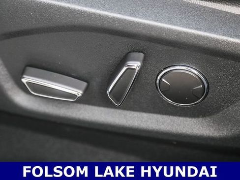 Used 2019 Ford Edge Titanium w/ Equipment Group 301A image 25