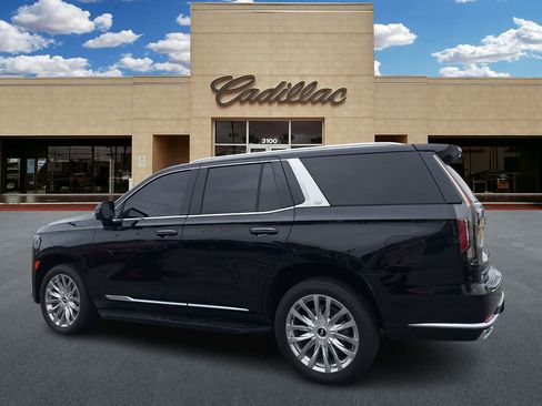 Certified 2023 Cadillac Escalade Premium Luxury image 5
