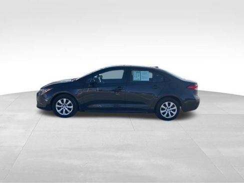 Used 2024 Toyota Corolla LE image 2