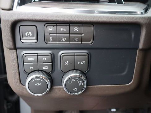 New 2026 Chevrolet Tahoe LS AWD/4WD image 15