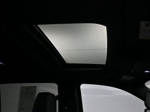 Used 2024 GMC Sierra 3500 AT4 w/ Technology Package image 12