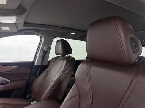 Used 2023 Acura MDX SH-AWD w/ Technology Package image 15