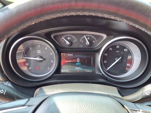 Used 2019 Buick Envision Essence FWD image 21