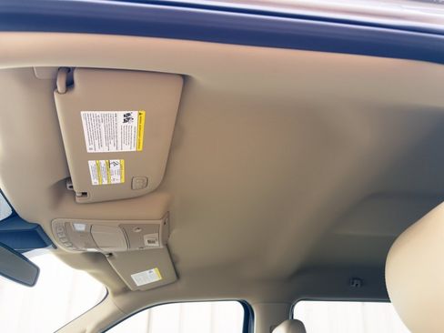 Used 2019 Ford F150 Lariat RWD image 27