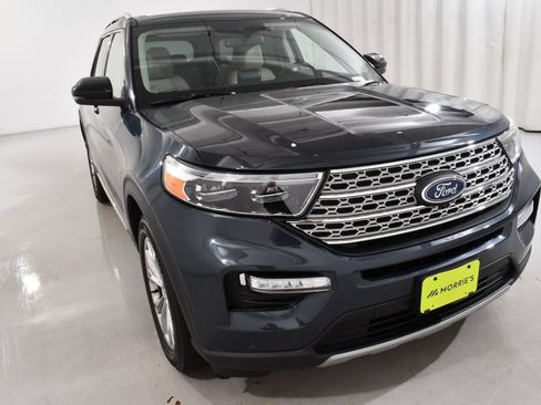 Used 2023 Ford Explorer Limited w/ Limited Technology Package AWD/4WD image 4
