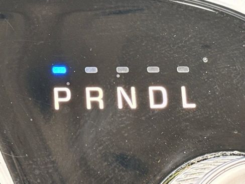 Used 2020 Chrysler Pacifica Touring-L Plus image 18