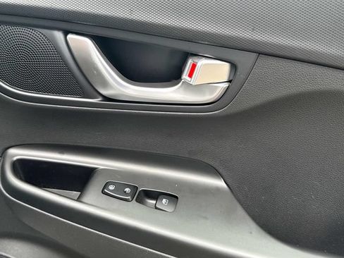 Used 2022 Hyundai Kona SEL w/ Convenience Package FWD image 20