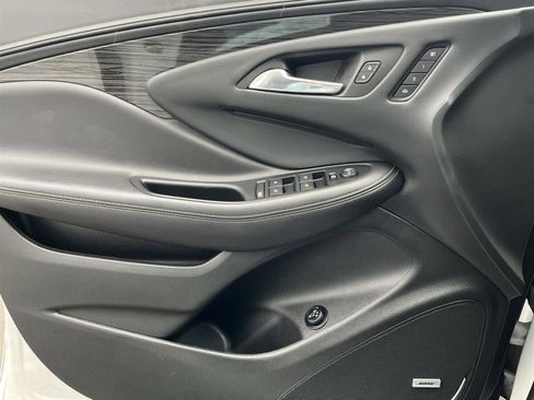 Used 2018 Buick Envision Premium image 26