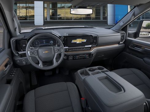 New 2026 Chevrolet Silverado 3500 LT w/ Z71 Chrome Sport Edition AWD/4WD image 16