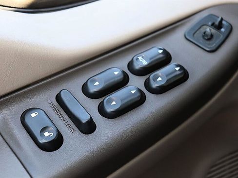 Used 2003 Ford F250 Lariat image 34