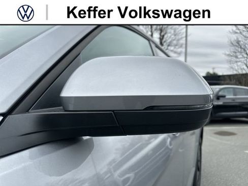New 2026 Volkswagen Atlas SE FWD image 10