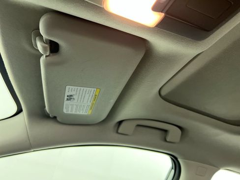 Used 2024 Nissan Sentra SR w/ SR Premium Package FWD image 19