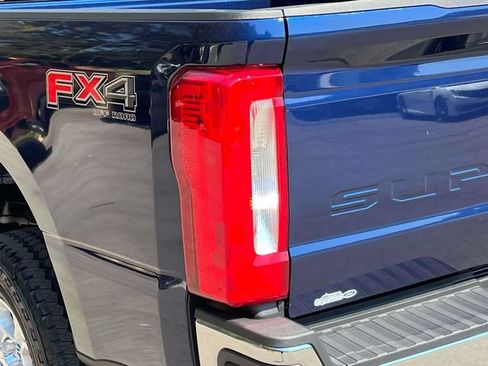 New 2027 Ford F250 XLT w/ FX4 Off-Road Package AWD/4WD image 10