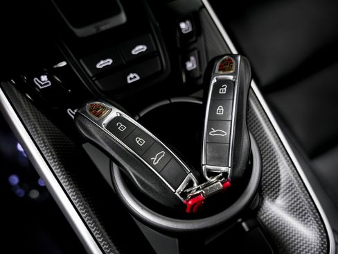 Used 2021 Porsche 911 Carrera S image 18