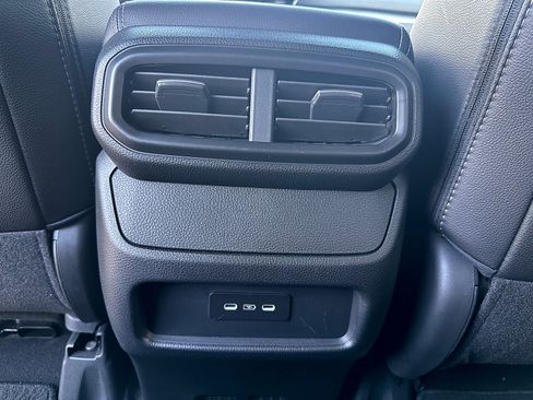 Used 2025 Honda Passport EX-L image 14
