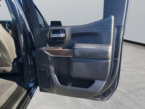 Used 2022 Chevrolet Silverado 1500 High Country w/ LPO, Dark Essentials Package image 31