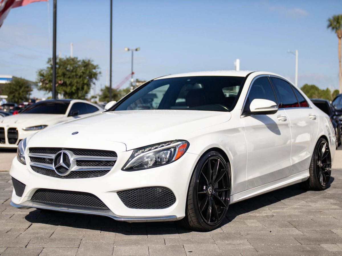 Used 2016 Mercedes-Benz C 300 Sedan image 6
