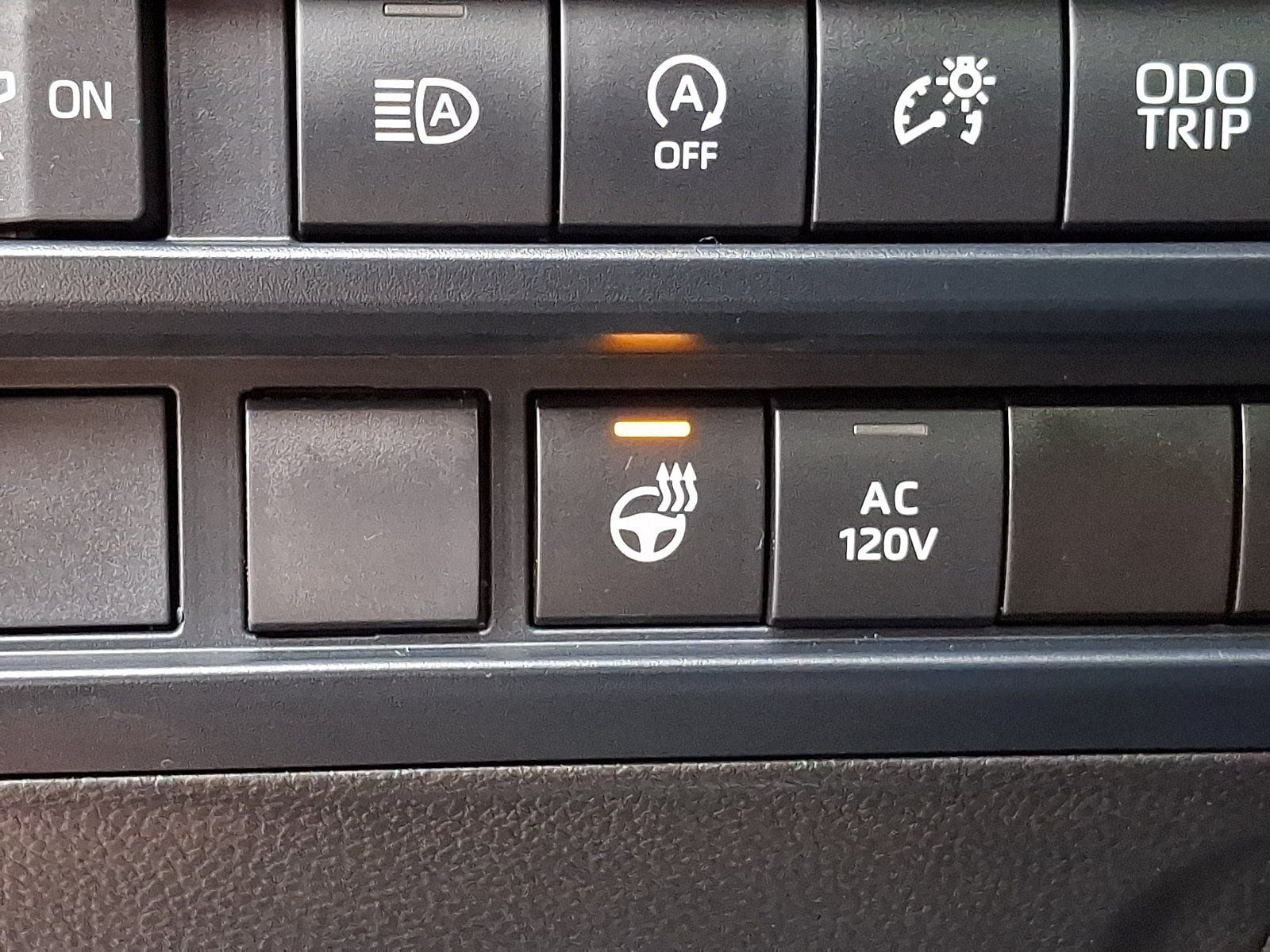 Used 2024 Toyota Tundra Limited AWD/4WD image 27