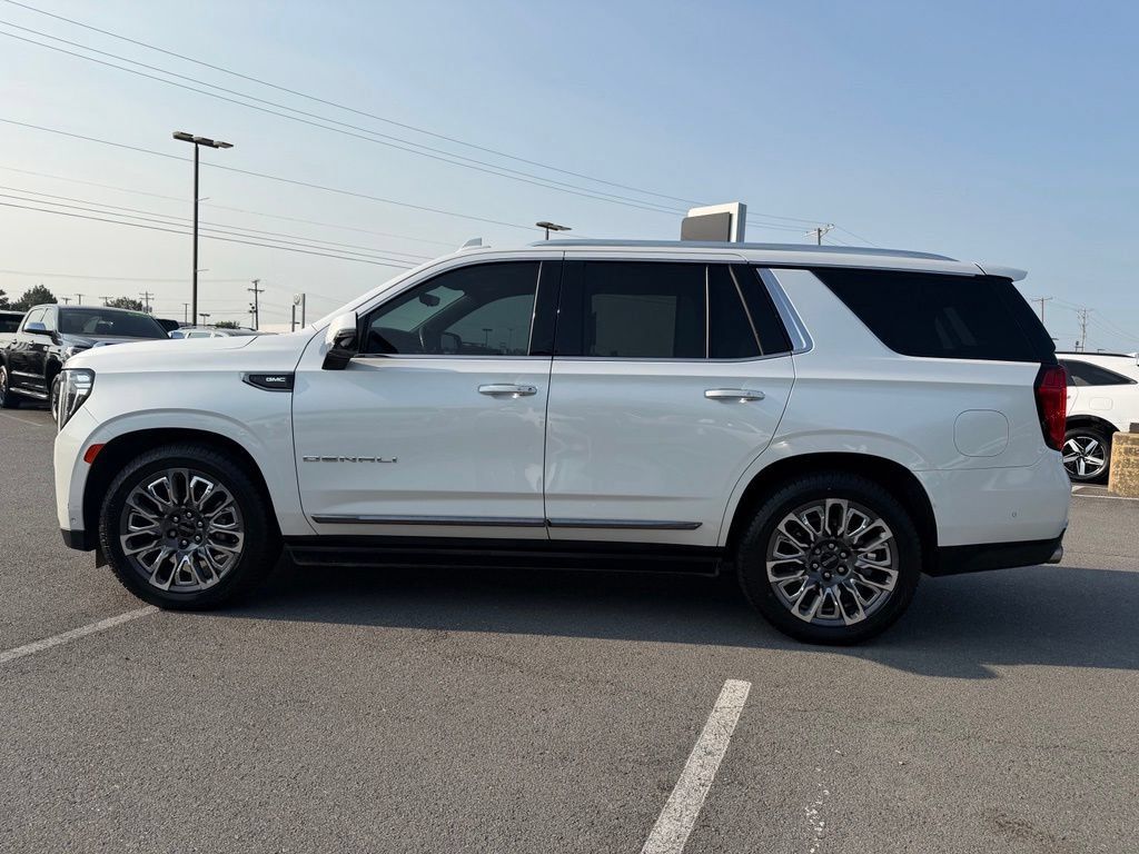 Used 2023 GMC Yukon Denali Ultimate AWD/4WD image 4