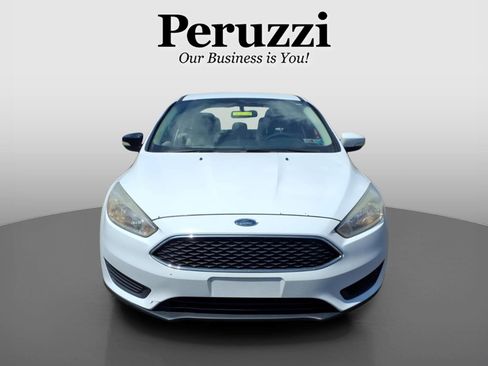 Used 2016 Ford Focus SE FWD image 9