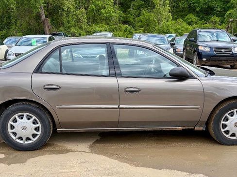 Used 2003 Buick Century Custom FWD image 6