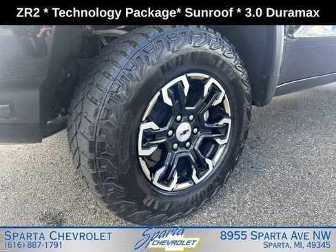 Used 2024 Chevrolet Silverado 1500 ZR2 w/ Technology Package AWD/4WD image 14