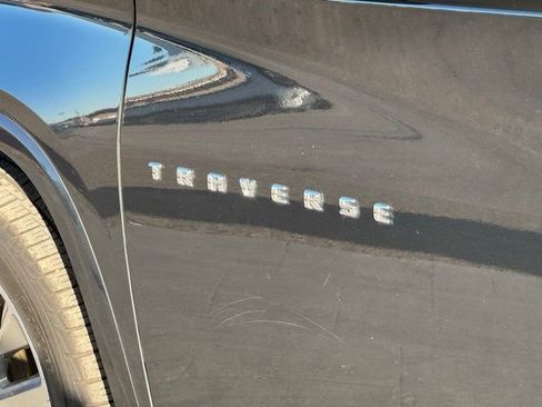 Used 2019 Chevrolet Traverse Premier w/ Driver Confidence II Package image 5