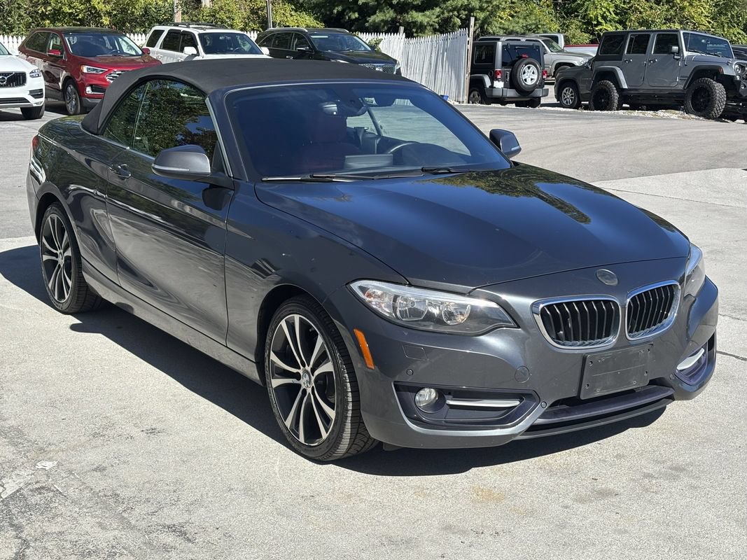 Used 2017 BMW 230i xDrive Convertible AWD/4WD image 8