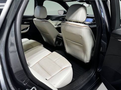 Used 2018 Chevrolet Impala Premier FWD image 12