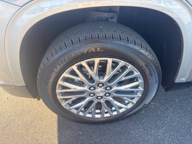 Used 2024 GMC Acadia Denali w/ Super Cruise Package FWD image 12