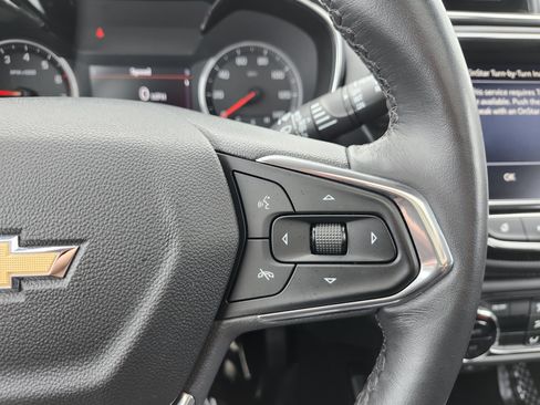 Used 2023 Chevrolet TrailBlazer LT w/ Sun and Liftgate Package AWD/4WD image 35