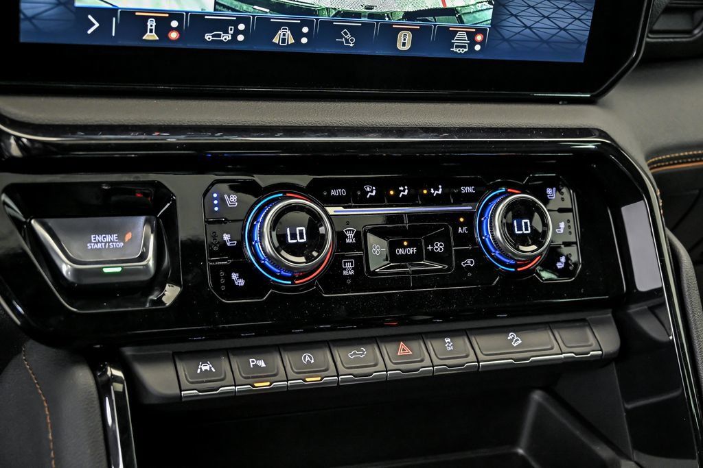 New 2026 GMC Sierra 1500 AT4 w/ Technology Package AWD/4WD image 18