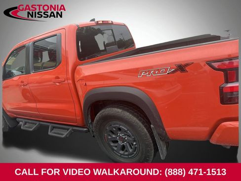 Used 2025 Nissan Frontier Pro-X RWD image 13