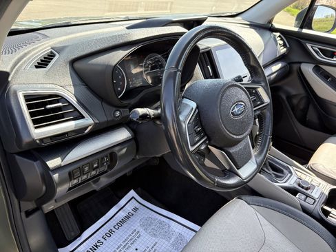 Used 2019 Subaru Forester Limited w/ Popular Package #3 image 30