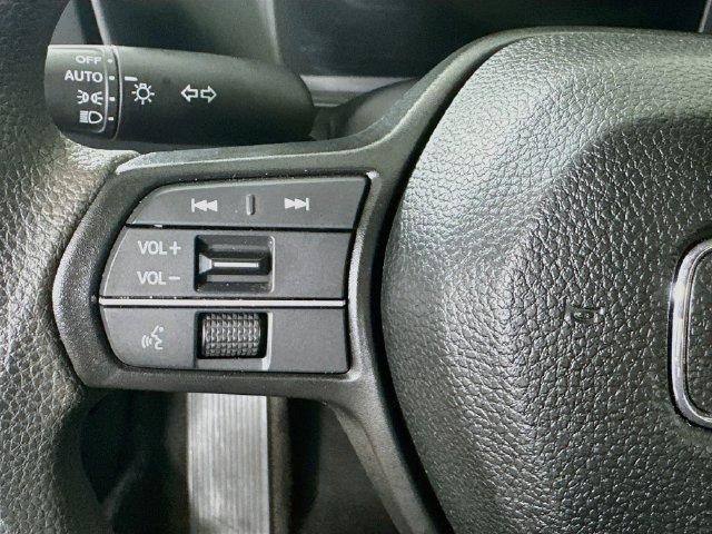 Certified 2025 Honda Accord SE image 10
