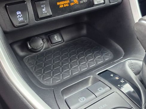 Used 2021 Toyota RAV4 XSE w/ XSE Grade Weather Package AWD/4WD image 32