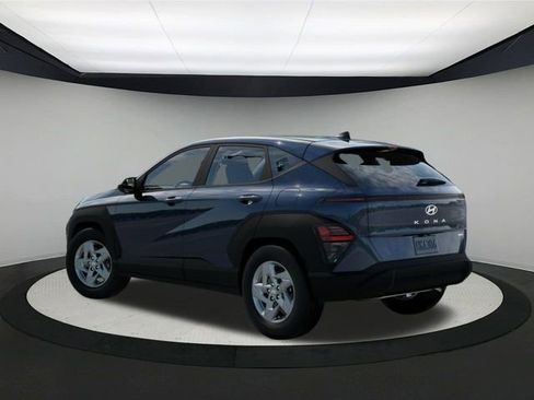 New 2026 Hyundai Kona SE image 5