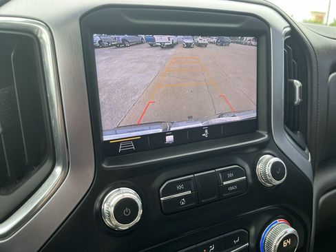 Used 2019 GMC Sierra 1500 SLT w/ SLT Premium Package AWD/4WD image 16
