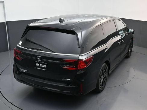 Used 2025 Honda Odyssey Sport-L image 19