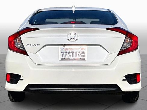 Used 2017 Honda Civic EX image 5