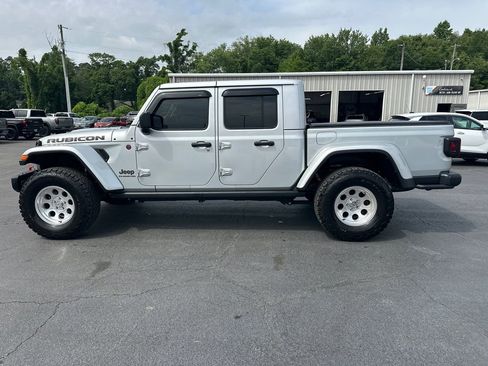 Used 2022 Jeep Gladiator Rubicon w/ Cold Weather Group AWD/4WD image 9